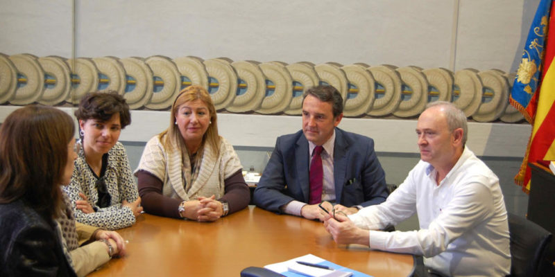 El Gerente del Departamento de Salud de la Ribera se reúne con el alcalde de Carcaixent