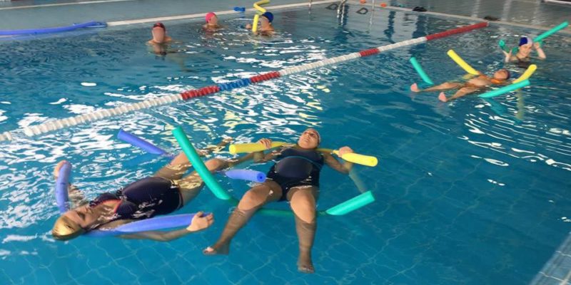 Unas 300 embarazadas se han beneficiado ya del programa AIPAP de ejercicios acuáticos del Departamento de Salud de La Ribera